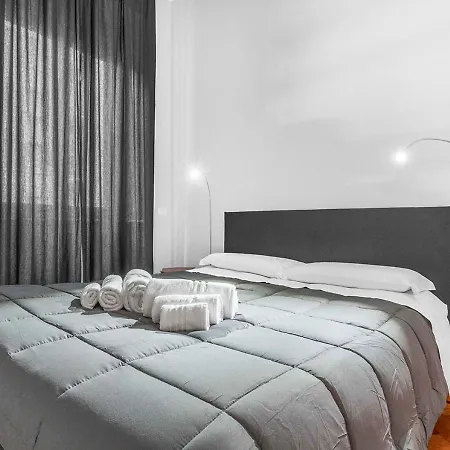 Duomo M4 Chic House Comfort Lusso Ed Eleganza Milan Exterior photo